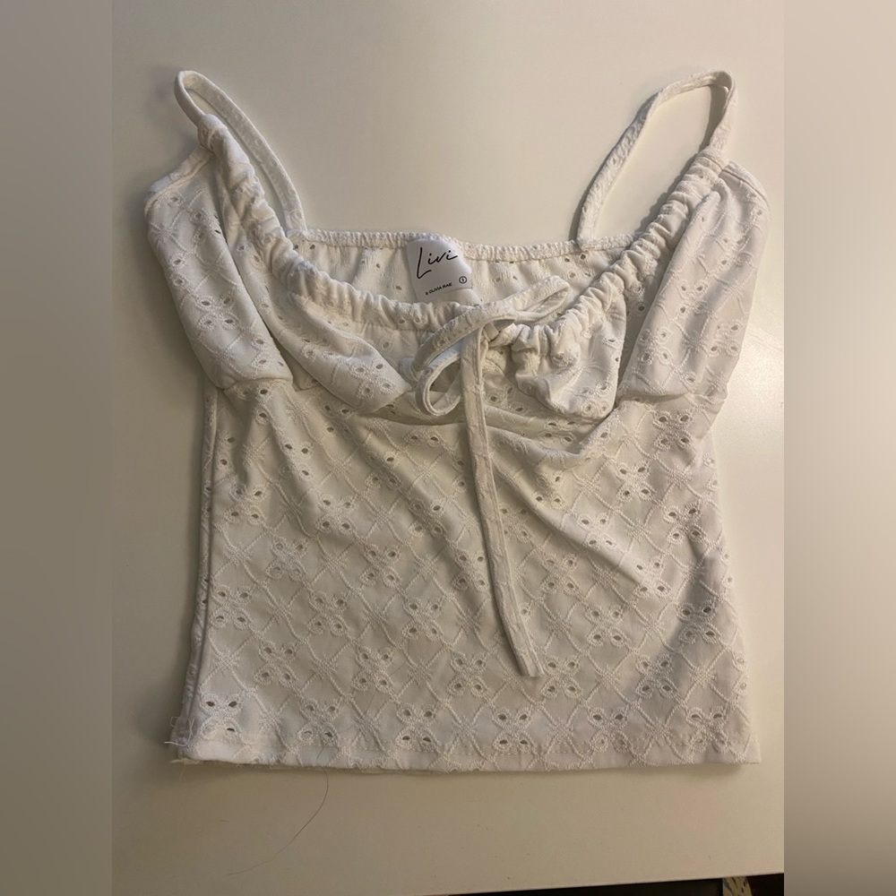 White croptop